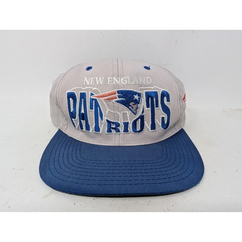 VINTAGE New England Patriots Hat Cap Snap Back Mens One Size Blue NFL Football